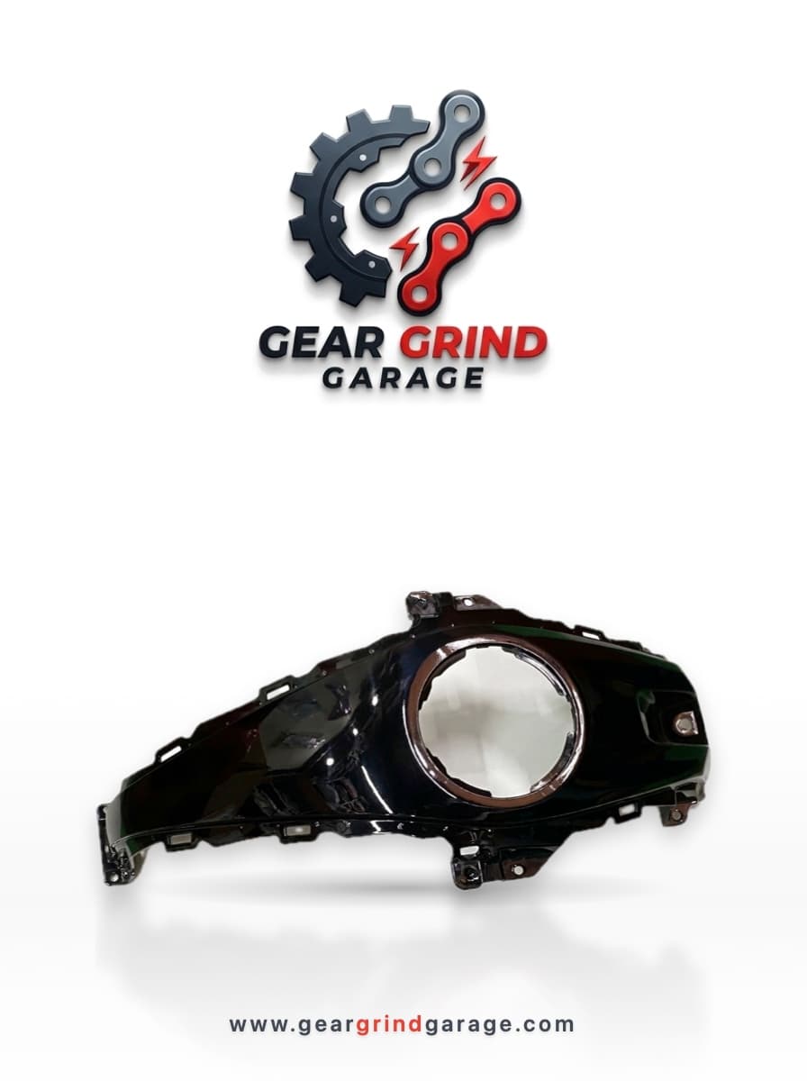 Cover Top (Glossy black) for Suzuki Gixxer & Gixxer SF Fi Abs bike